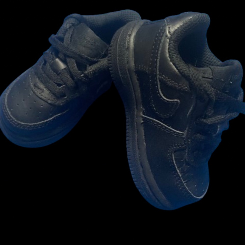 Children's Nike Air Force 1 Low Shoes Size 4c Black 314194 009 preowned